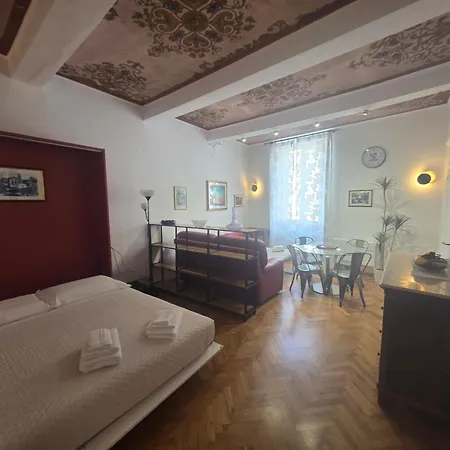 Il Salotto 3*