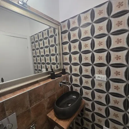 Il Salotto בית הארחה 3*