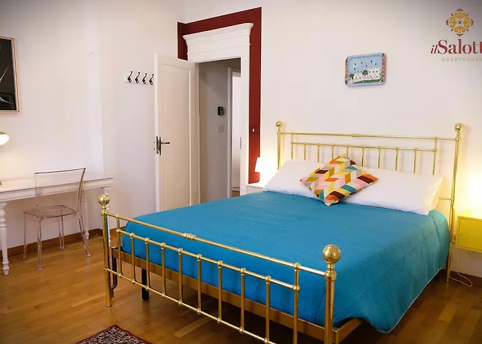 Il Salotto 4* Bologna