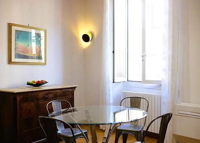 Il Salotto * بولونيا