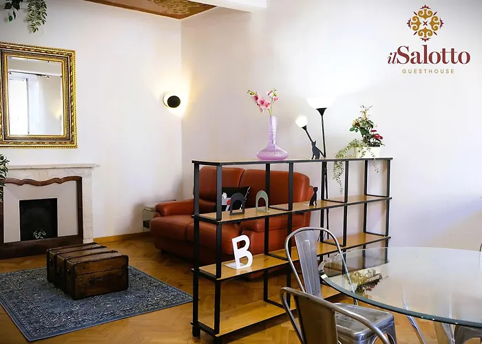 Guest house Il Salotto 4*